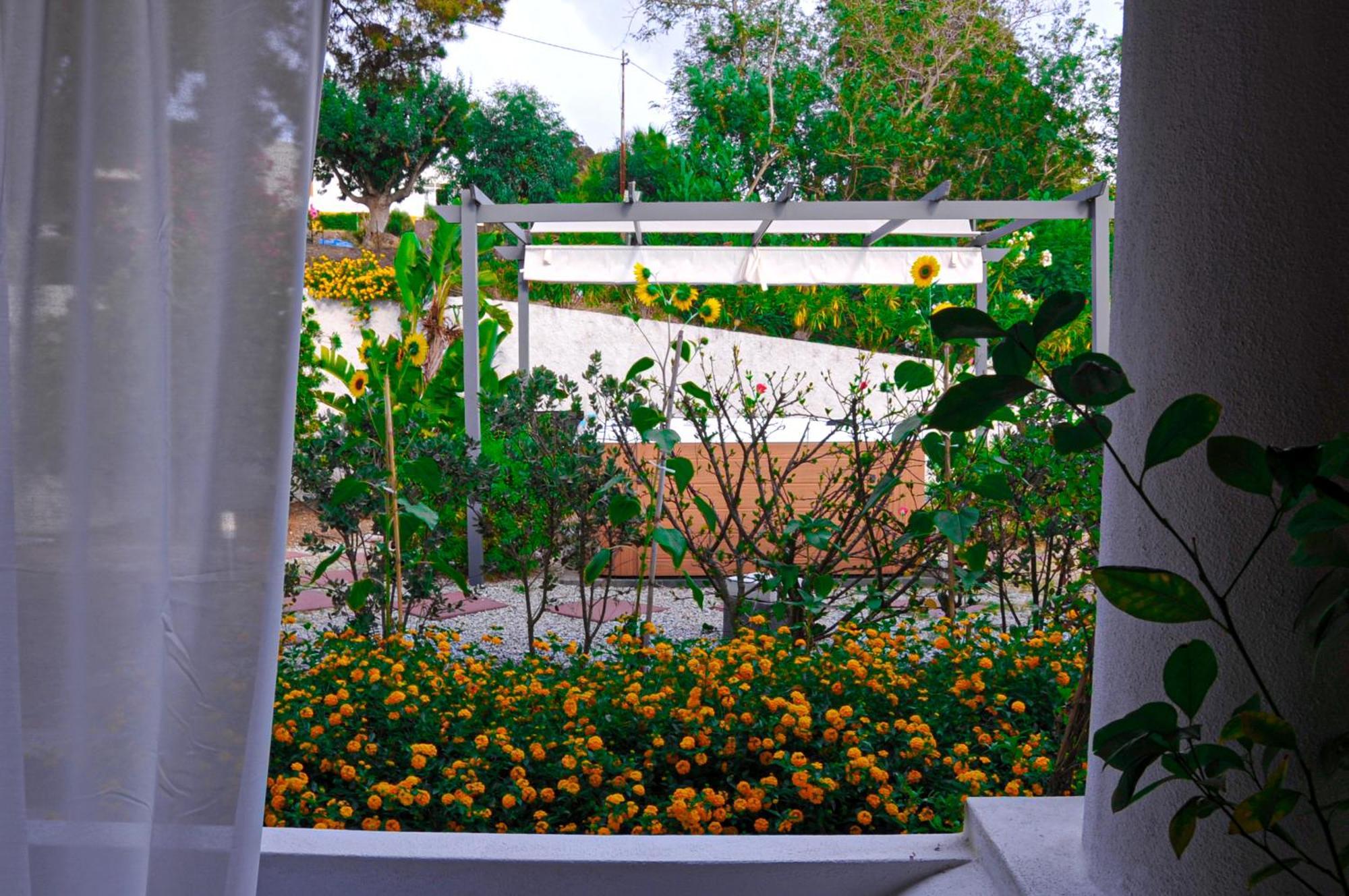Maria Tindara "La Locanda" Vulcano (Isola) Exterior foto