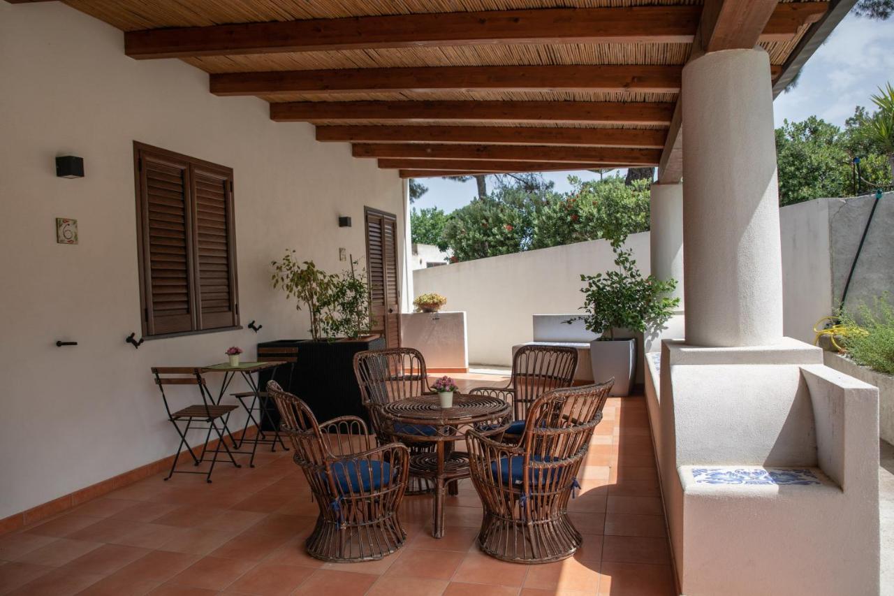 Maria Tindara "La Locanda" Vulcano (Isola) Exterior foto