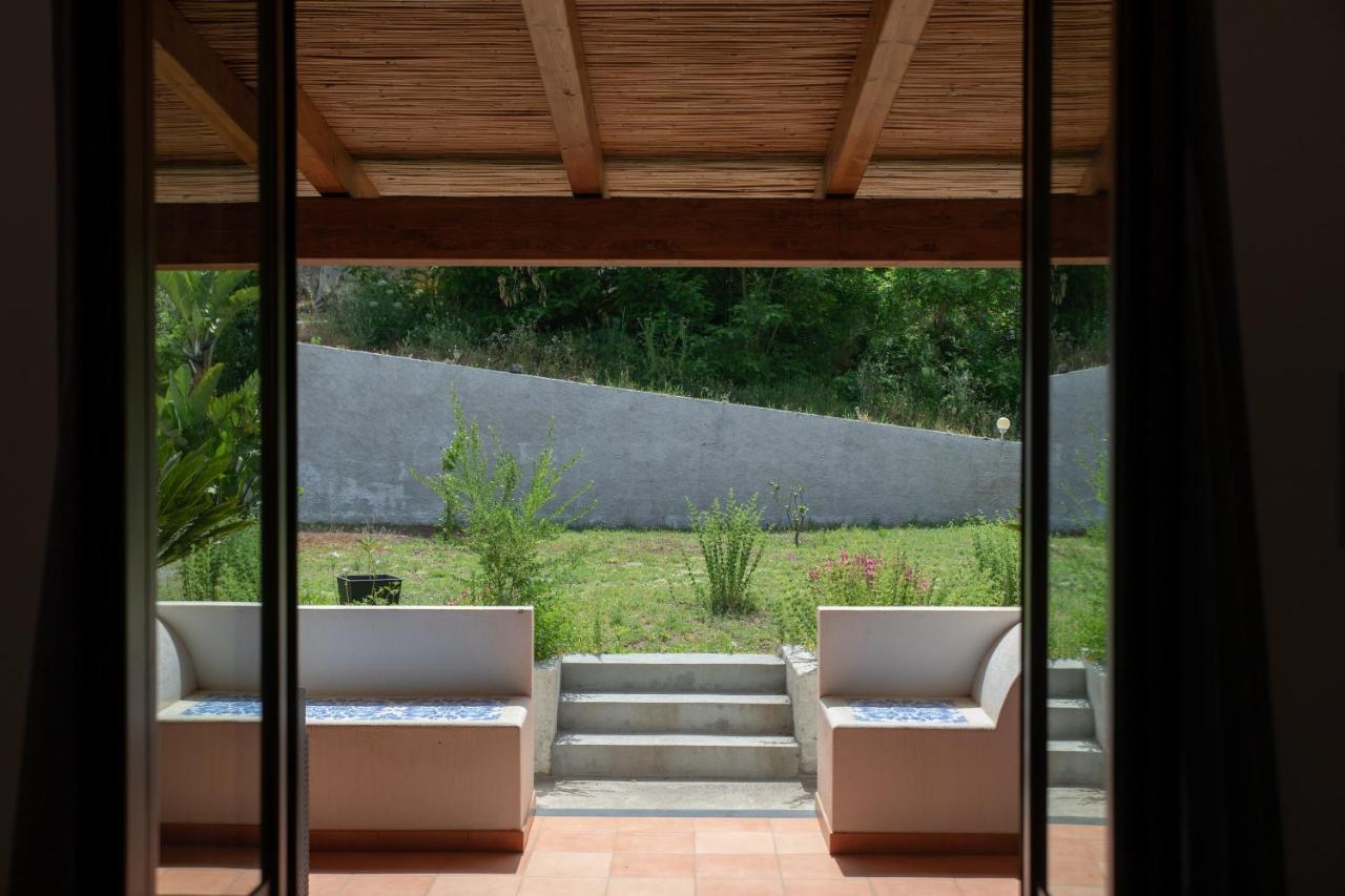 Maria Tindara "La Locanda" Vulcano (Isola) Exterior foto